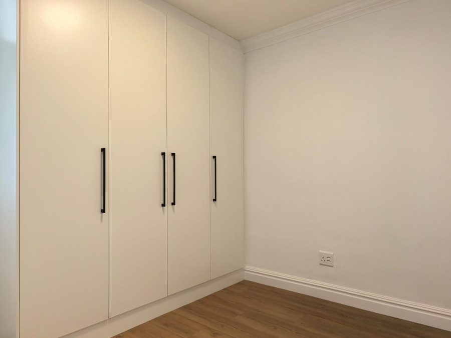 To Let 2 Bedroom Property for Rent in Oranjezicht Western Cape